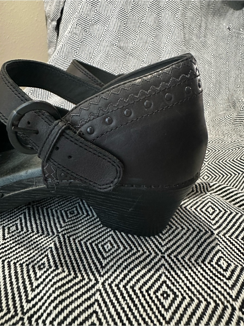 Dansko Makenna Black Leather Mary Jane Studded Heel Clogs Size 42 Comfort - Picture 12 of 16